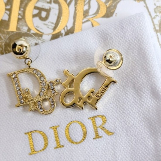 Recommended unarrived brand Earrings 2023SS DIOR Dior Recommended unarrived brand Earrings 2023SS DIOR Dior